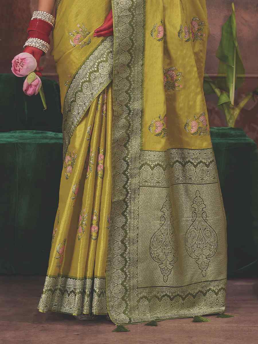 Lemon Green Silk Handwoven Festival Wedding Fancy Heavy Border Saree