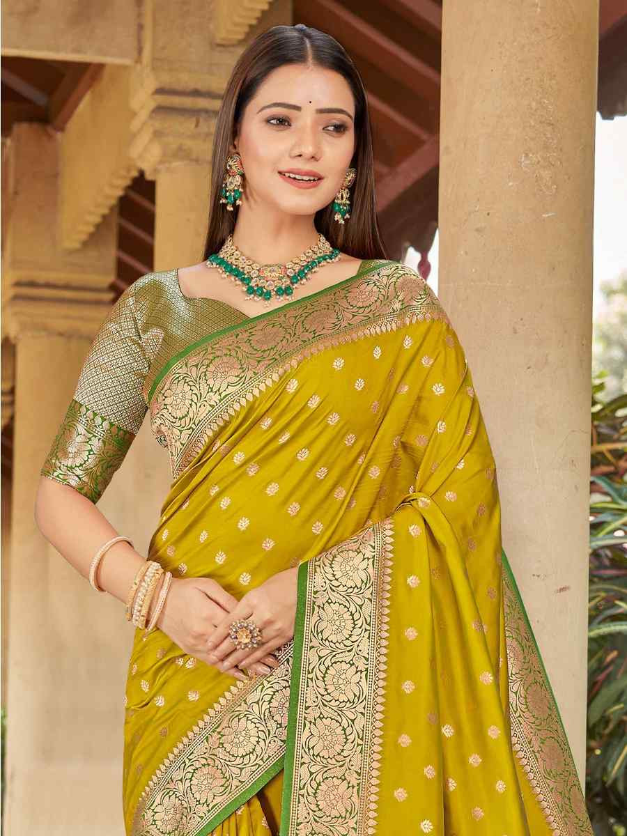 Lemon Yellow Silk Handwoven Festival Wedding Fancy Heavy Border Saree