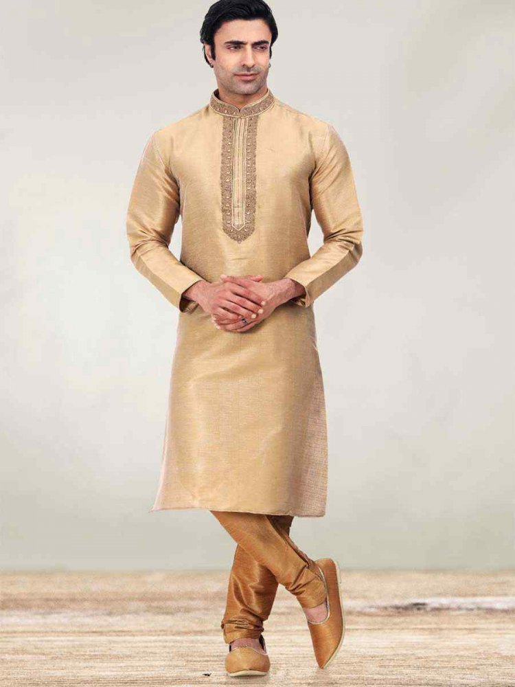 Light Antique Art Banarasi Silk Woven Festival Mehendi Kurta