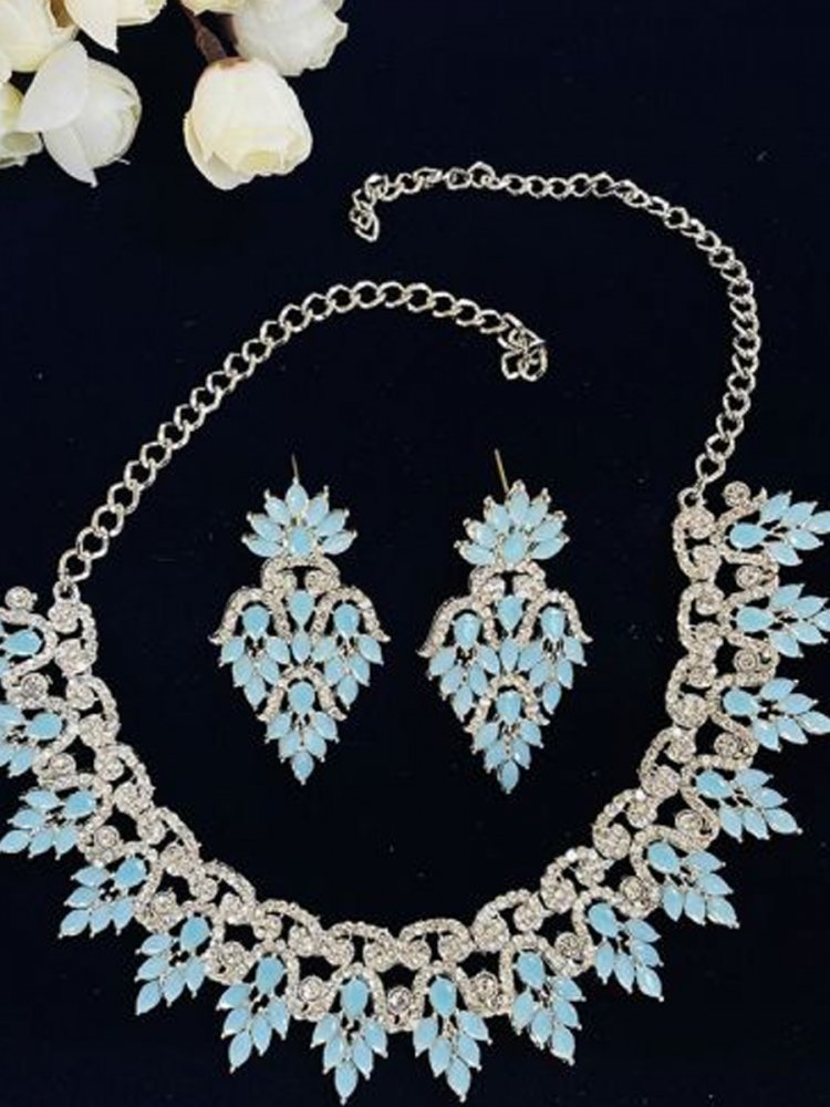 Light Blue Alloy Festival Wear Diamonds Necklace