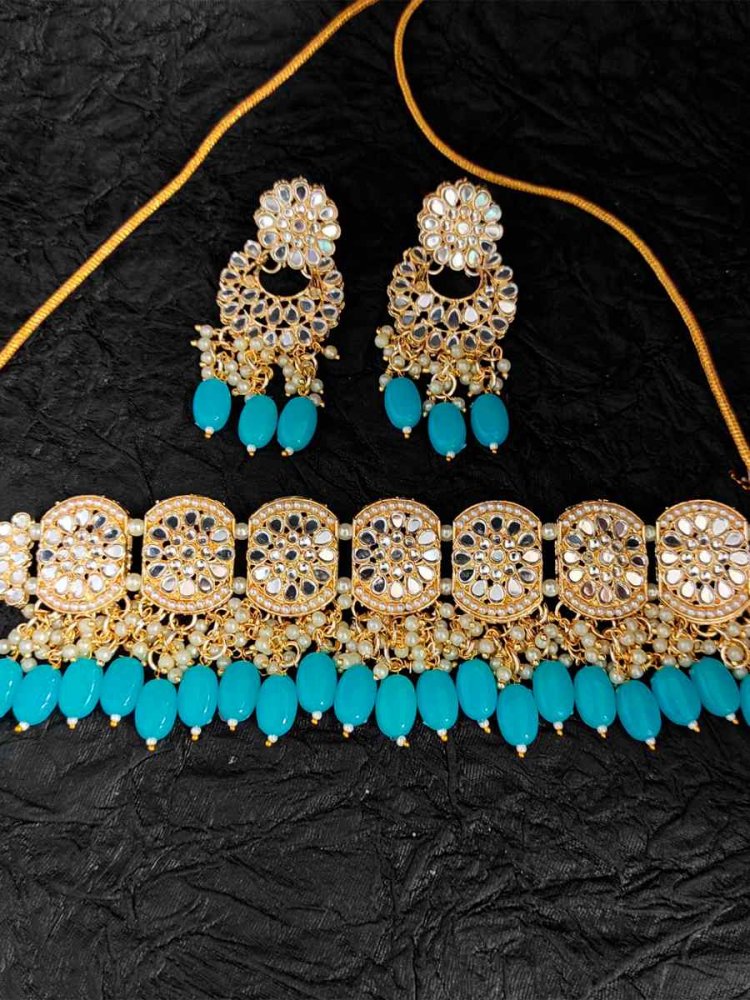 Light Blue Alloy Wedding Wear Kundan Necklace