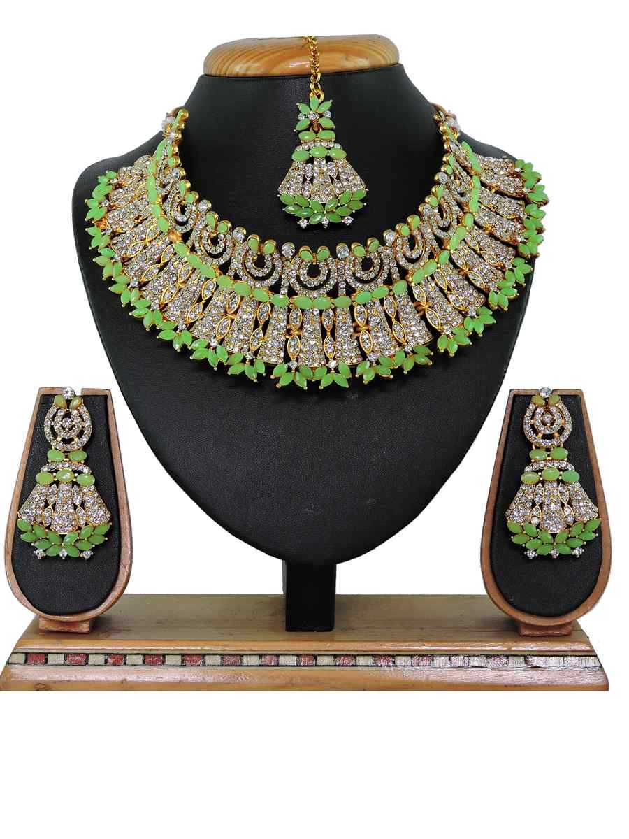 Light Green Alloy Festival Wear Kundan Necklace
