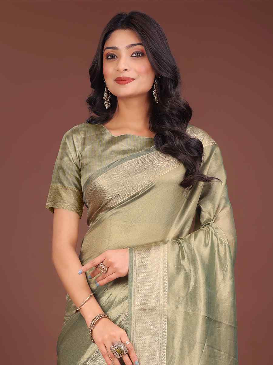 Light Green Organza Handwoven Festival Wedding Fancy Heavy Border Saree