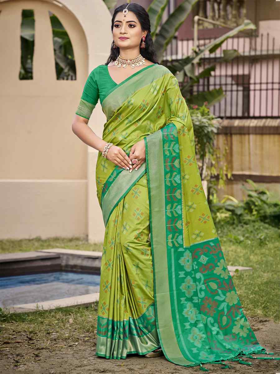Light Green Pochampalli Silk Handwoven Festival Wedding Fancy Heavy Border Saree
