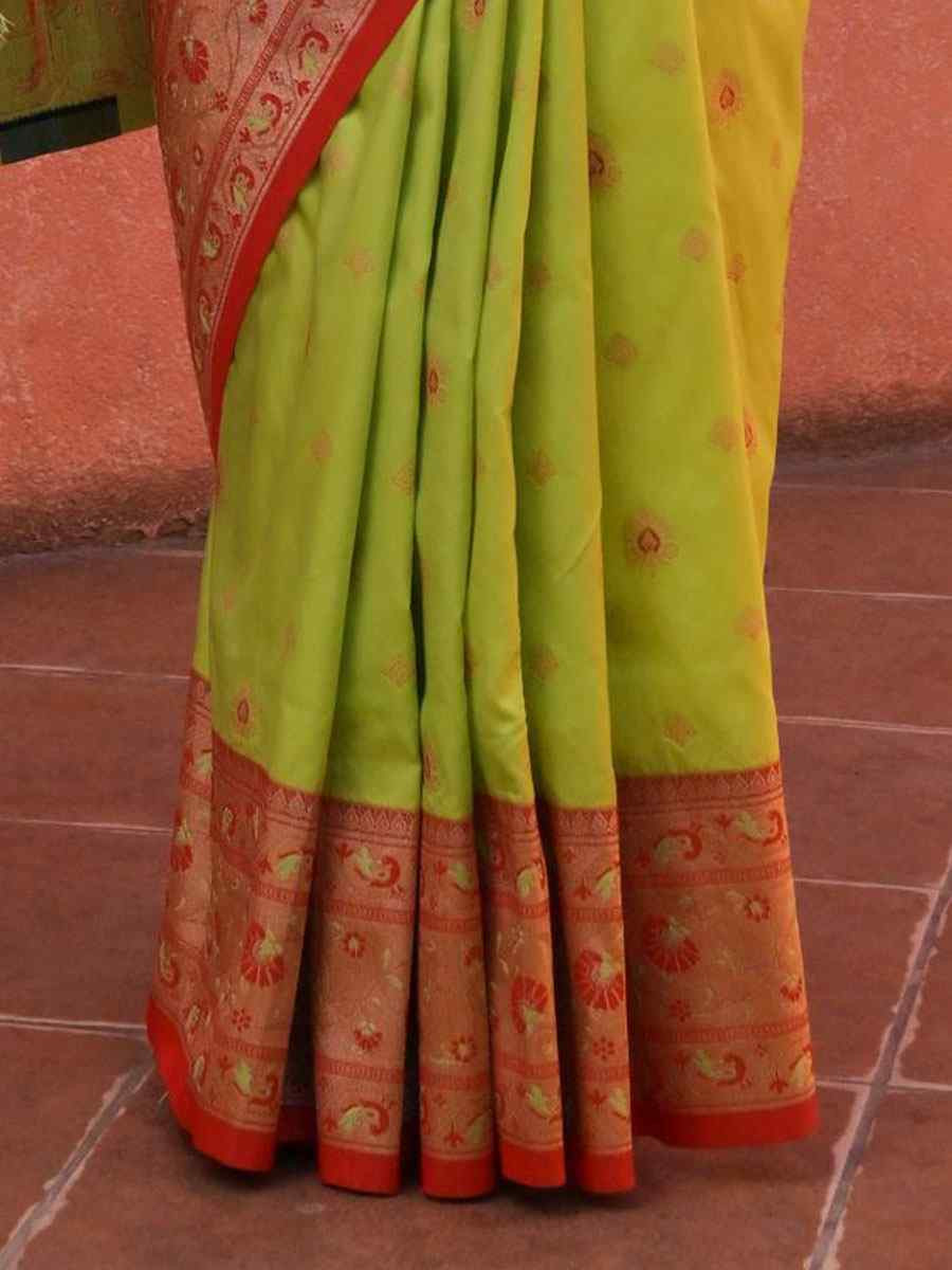 Light Green Soft Banarasi Silk Handwoven Casual Reception Festival Wedding Fancy Heavy Border Saree