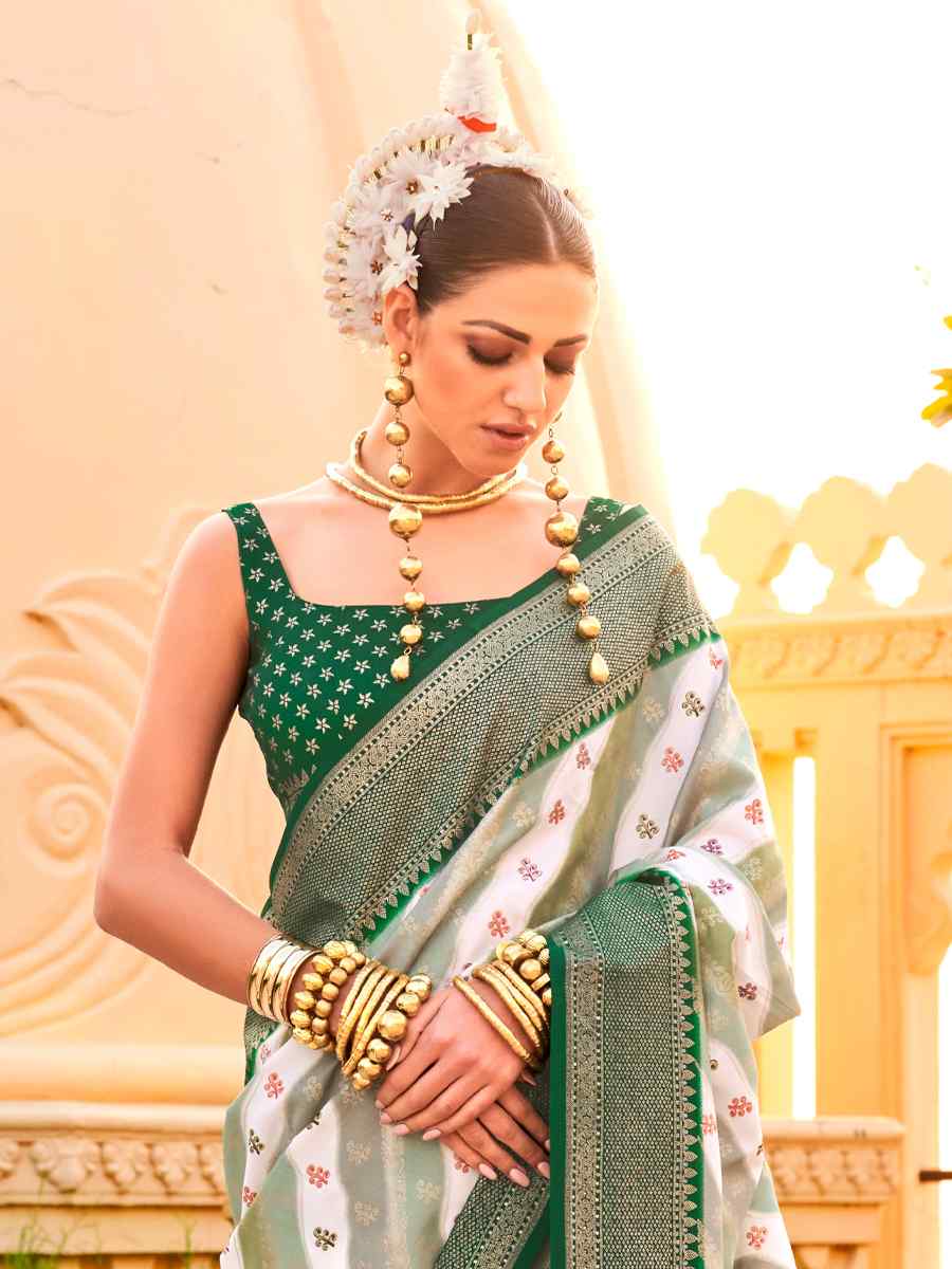 Light Green Super Silk Handwoven Festival Casual Heavy Border Saree