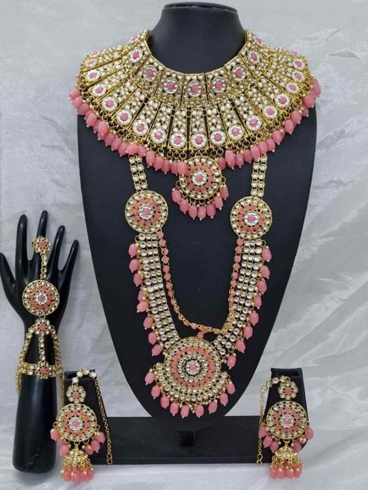 Light Pink Alloy Bridal Wear Diamonds Bridal Sets