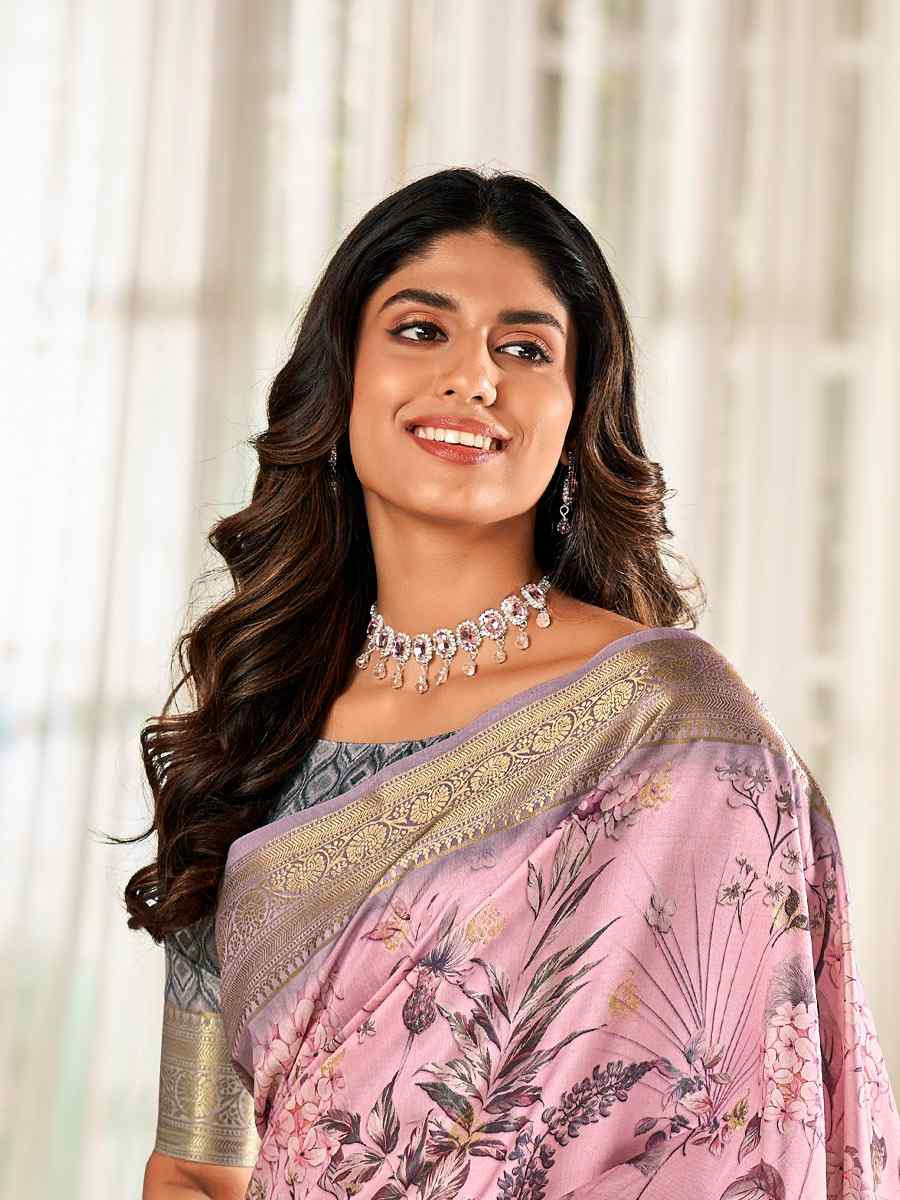 Light Pink Soft Silk Handwoven Festival Wedding Fancy Heavy Border Saree