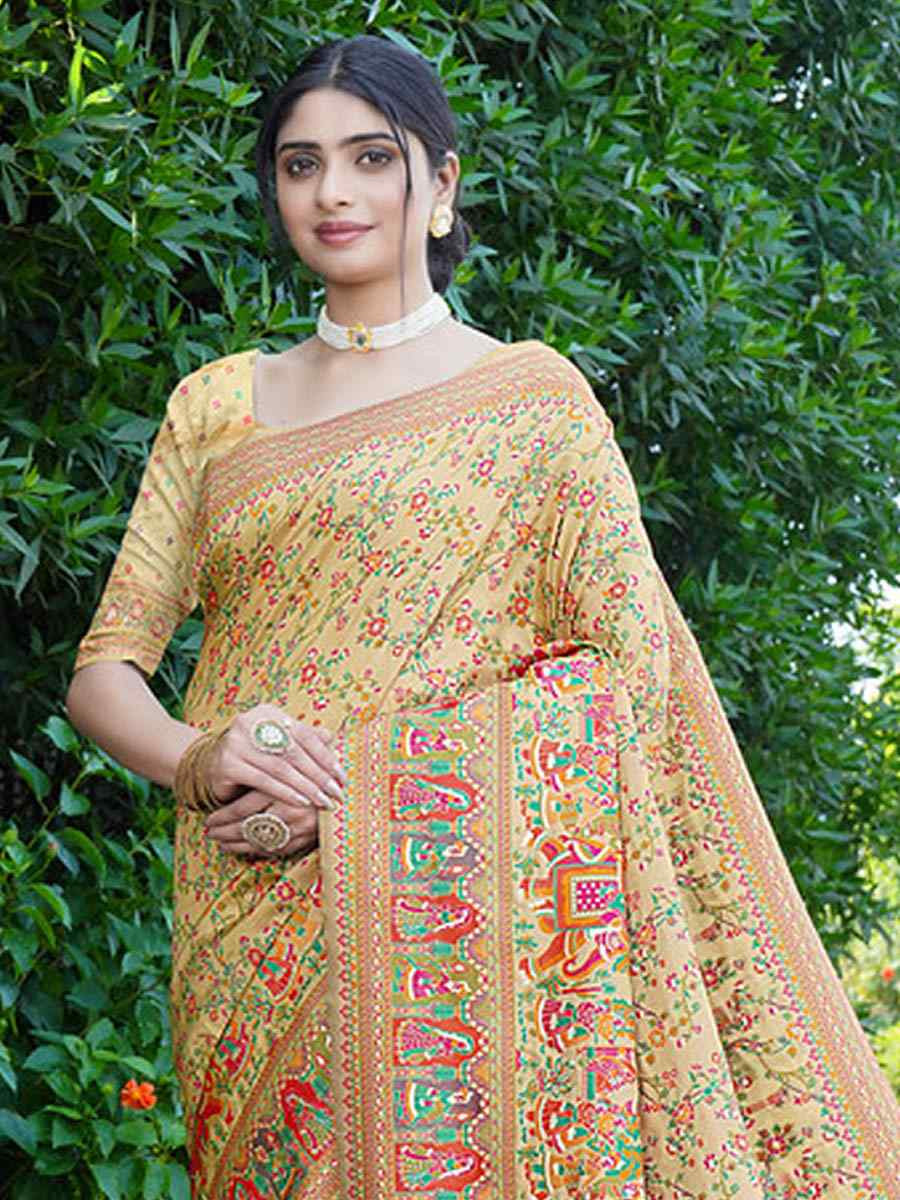 Light Yellow Soft Pure Silk Handwoven Festival Wedding Fancy Heavy Border Saree