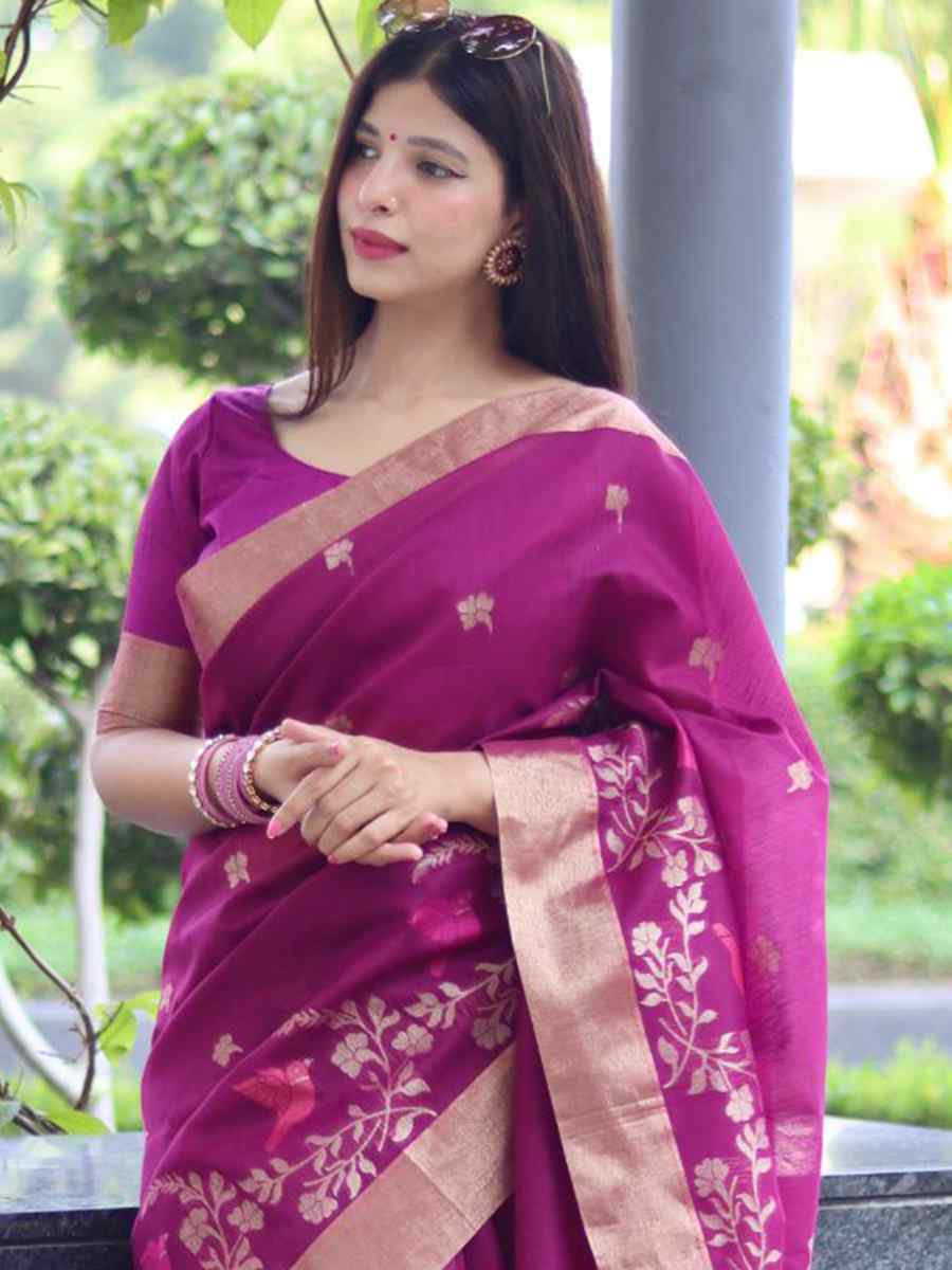 Magenta Cotton Silk Handwoven Casual Festival Classic Style Saree