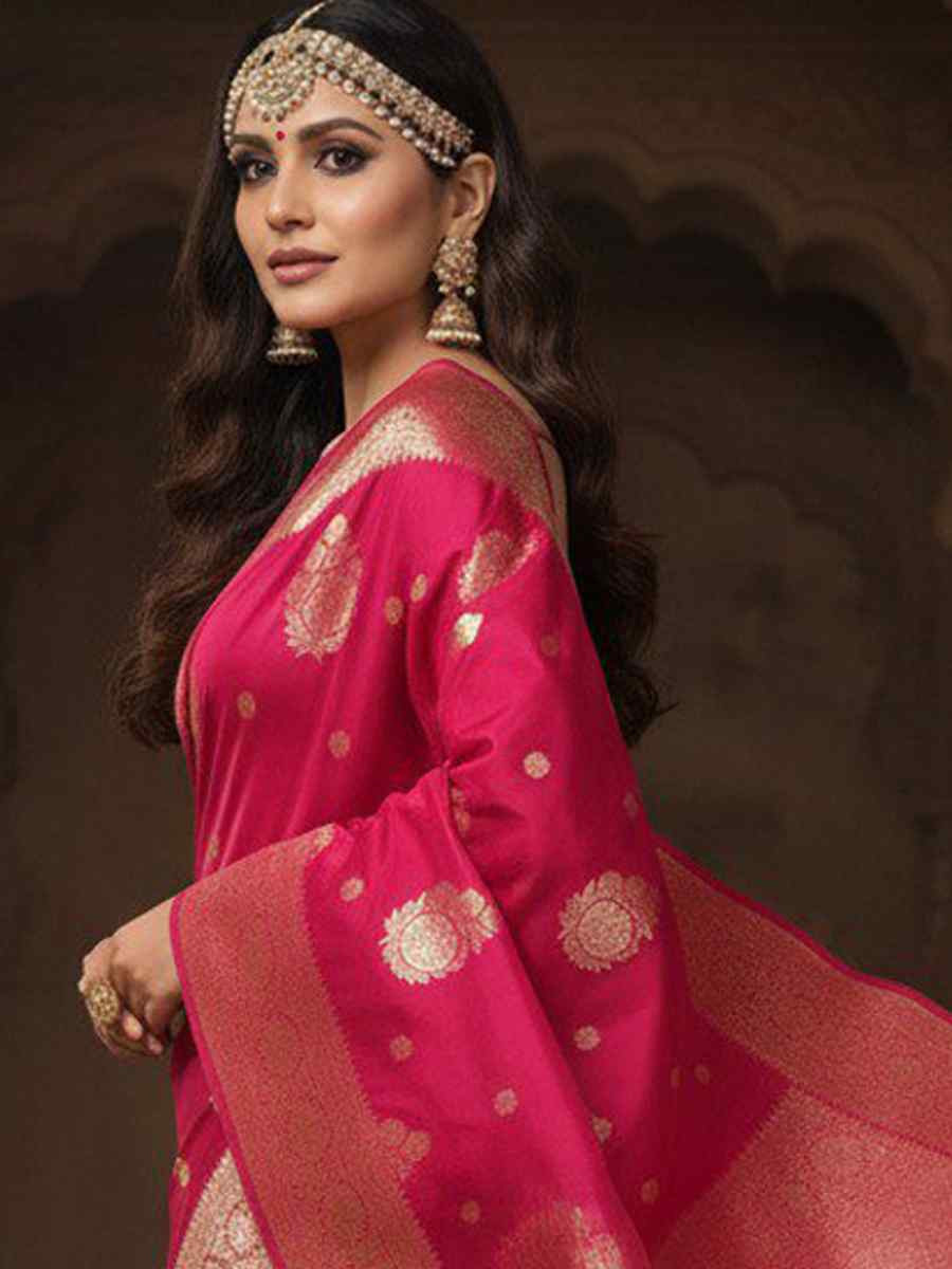 Magenta Kanjivaram silk Handwoven Zari Bridal Reception Festival Wedding Fancy Heavy Border Saree