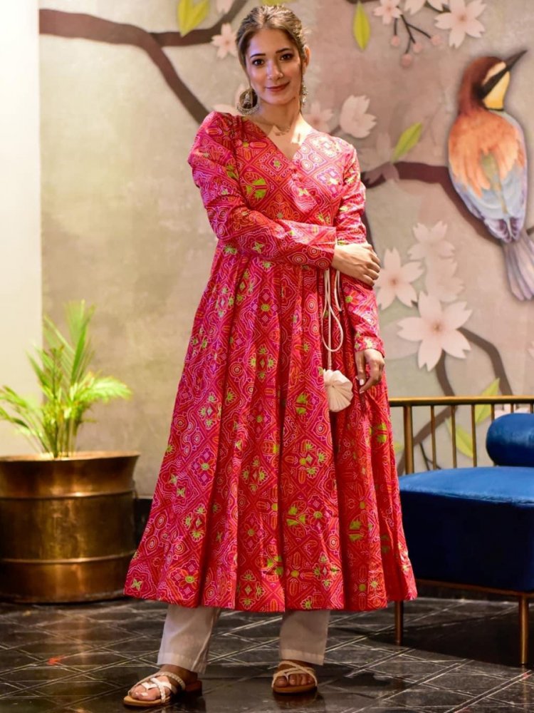 Magenta Muslin Printed Festival Party Kurti