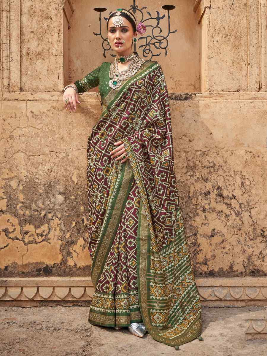 Mahendi Green Printed Festival Casual Wedding Cocktail Party Fancy Classic Heavy Border Saree