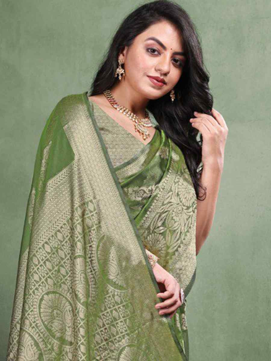 Mahendi Organza Silk  Handwoven Zari Bridal Reception Festival Wedding Fancy Heavy Border Saree