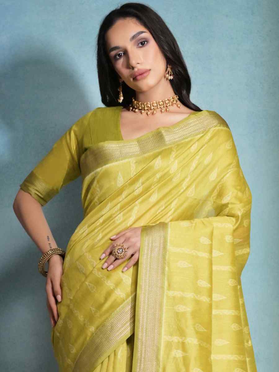 Mahendi Raw Silk Handwoven Casual Festival Classic Style Saree