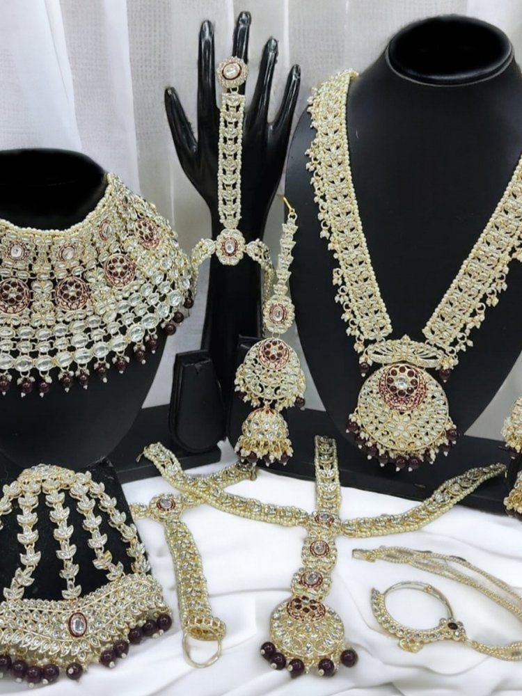 Maroon Alloy Bridal Wear Diamonds Necklace