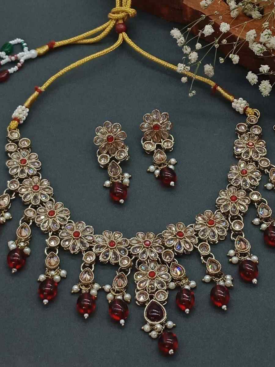 Maroon Alloy Metal Festival Wear Kundan Necklace