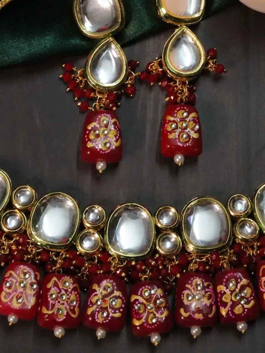 Maroon Alloy Wedding Wear Kundan Necklace