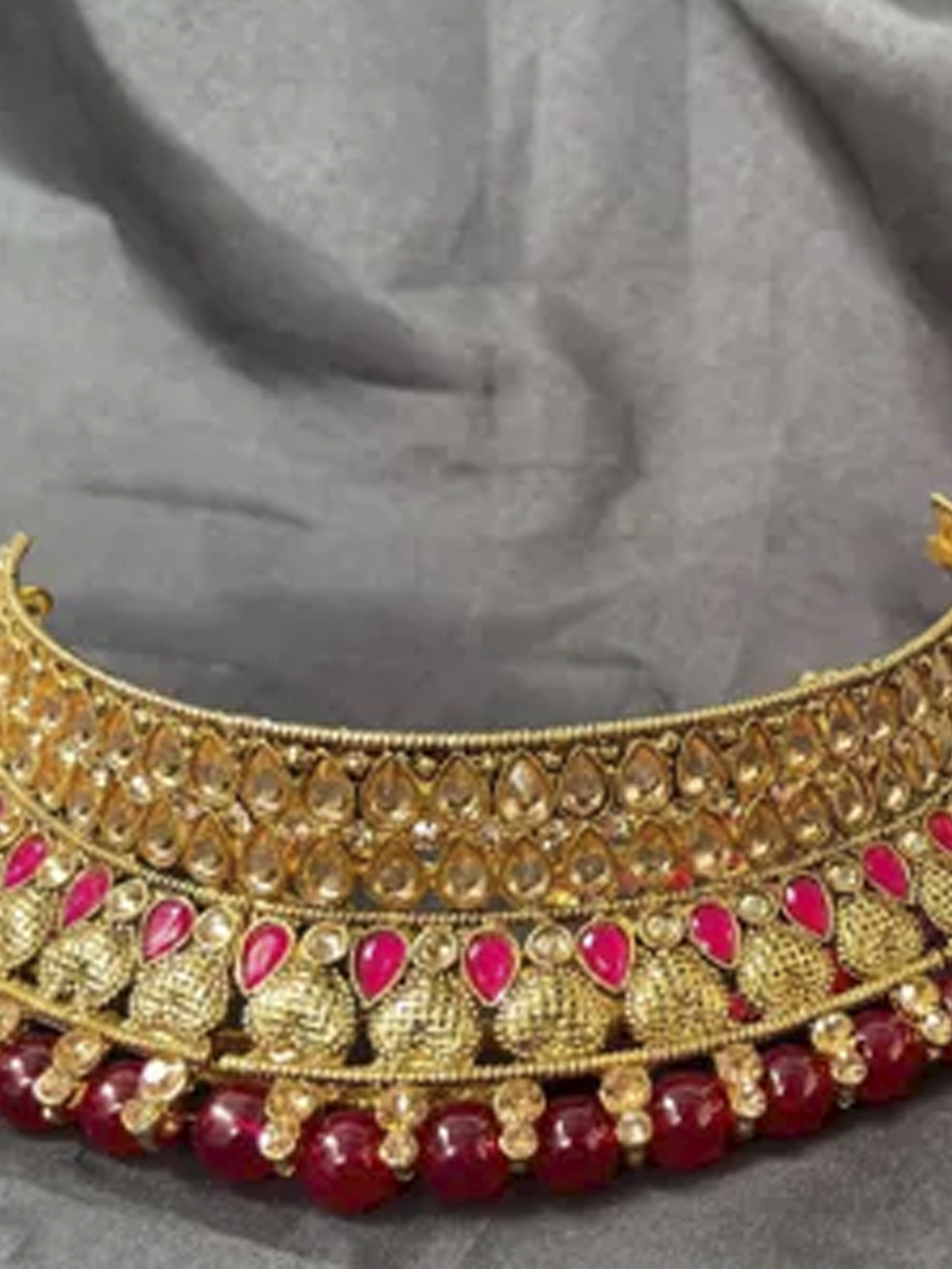 Maroon Alloy Wedding Wear Kundan Necklace