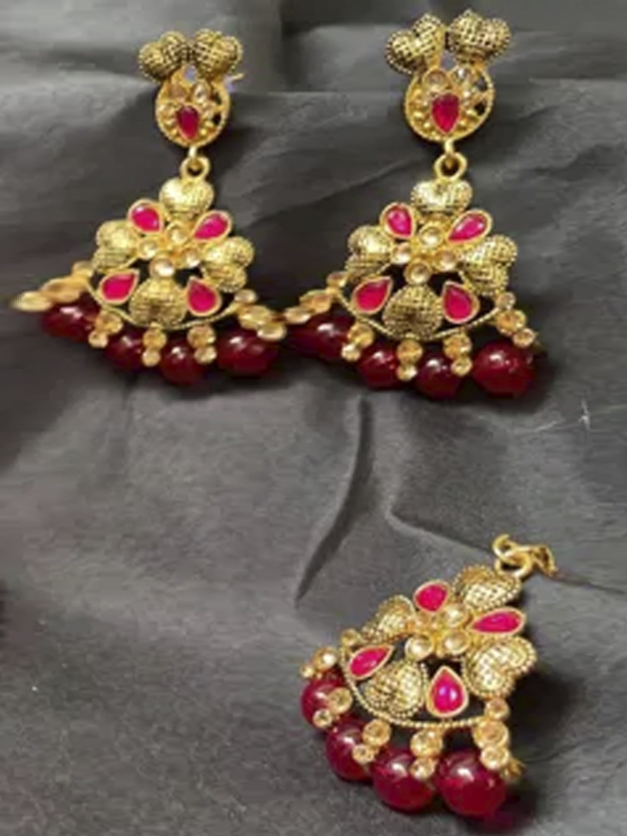 Maroon Alloy Wedding Wear Kundan Necklace
