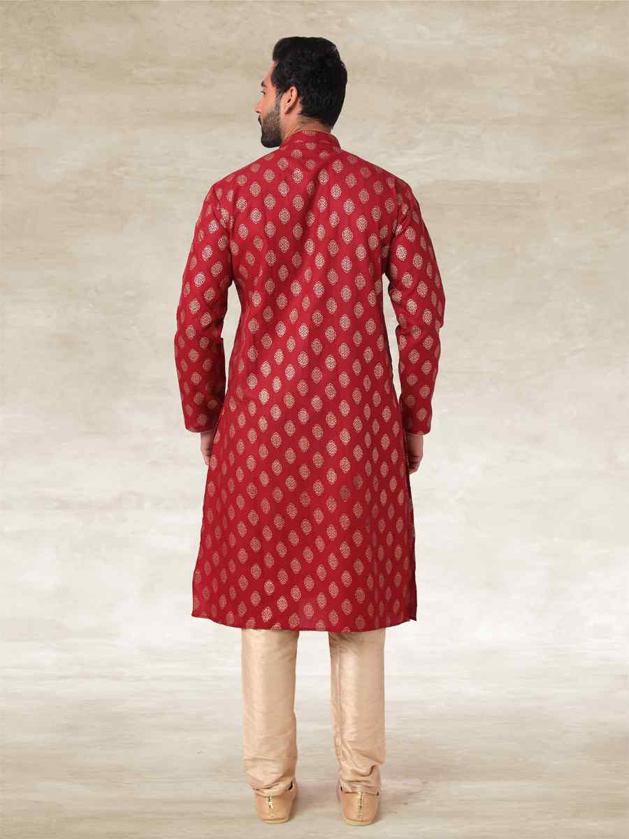 Maroon Hand Loomed In Rich Yarns Of Cotton Printed Party Wedding Kurta