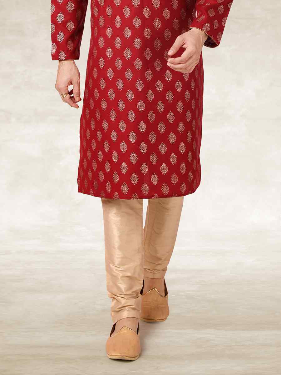 Maroon Hand Loomed In Rich Yarns Of Cotton Printed Party Wedding Kurta