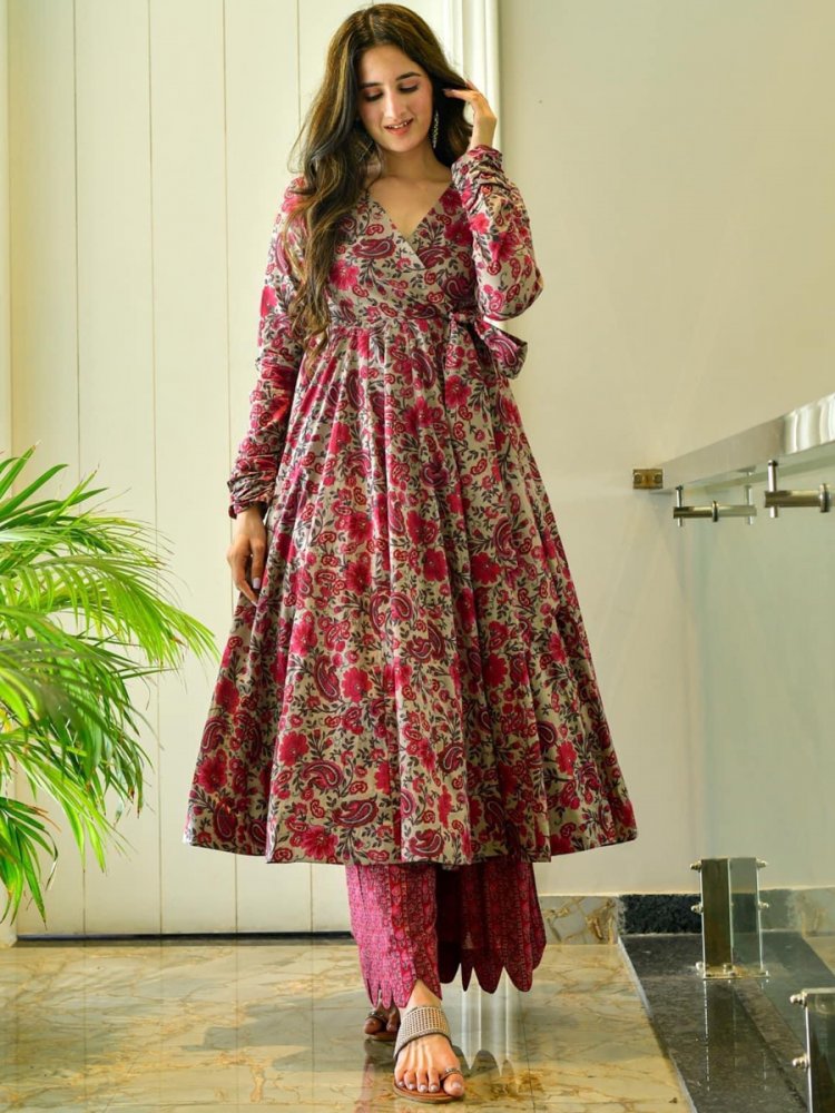 Maroon Muslin Printed Festival Party Kurti