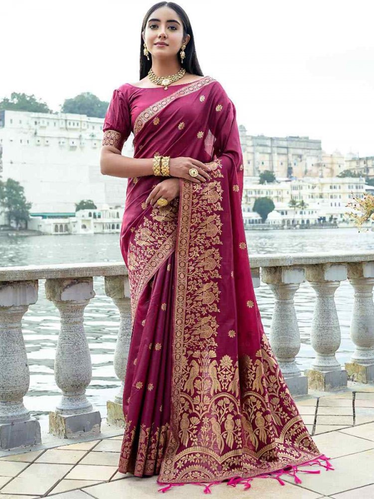 Maroon Soft Silk Handwoven Wedding Festival Heavy Border Saree