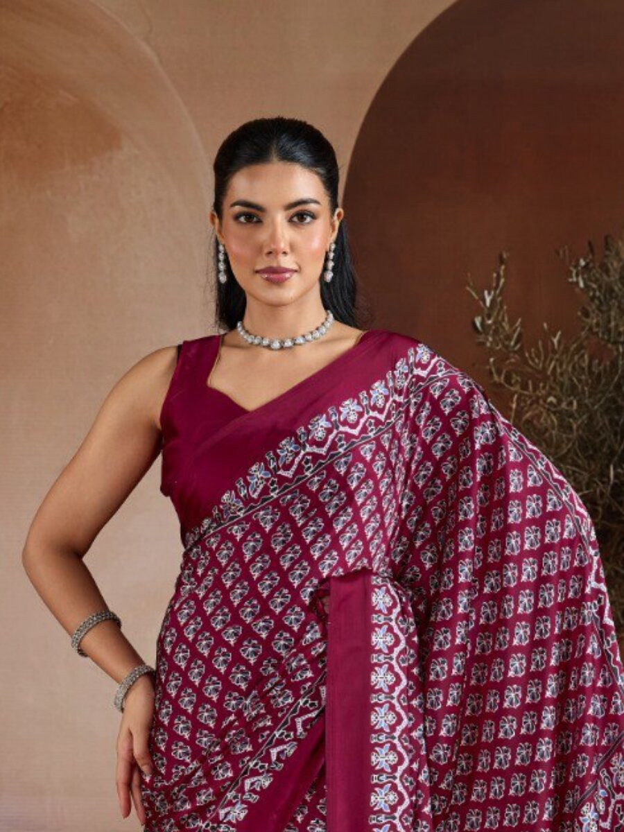 Marron Soft Satin Georgette Printed Wedding Reception Party Festival Casual Heavy Border Sarees