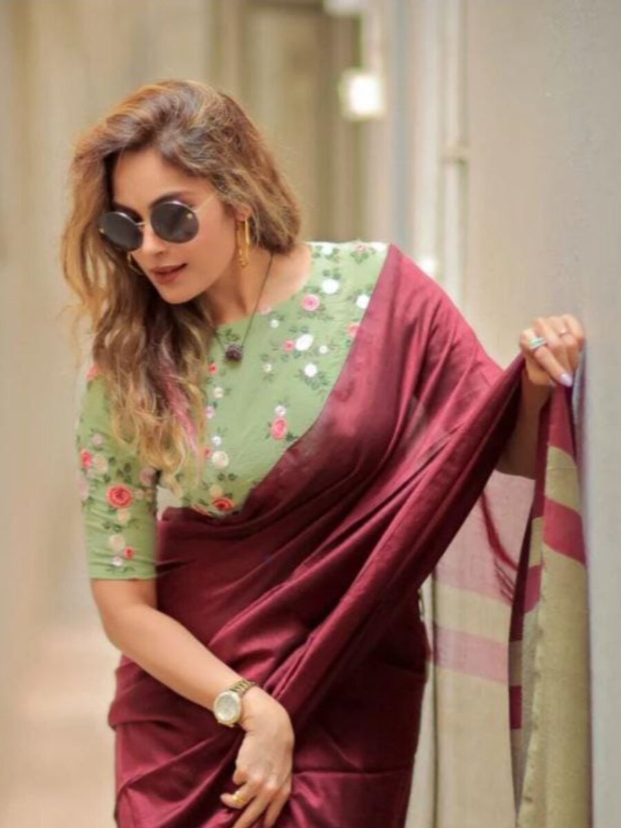 MarronGreen Khadi Cotton Plain Reception Party Casual Classic Style Sarees