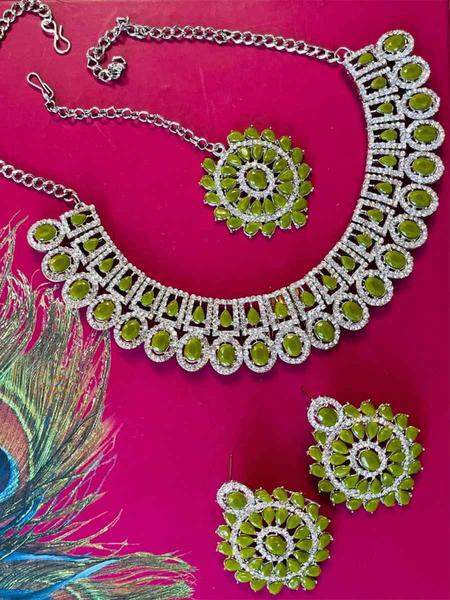 Mehandi Alloy Festival Wear Diamonds Necklace