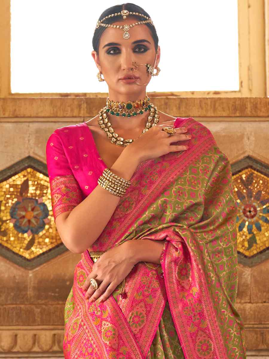 Mehendi Green Banarasi Silk Handwoven Wedding Festival Heavy Border Saree