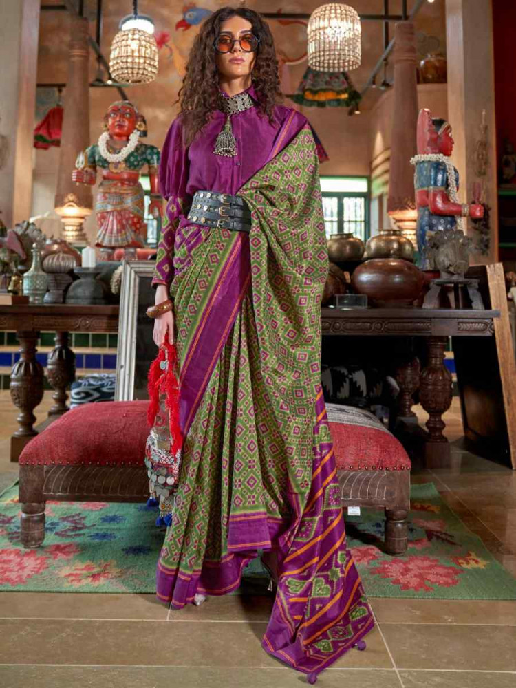 Image of Mehendi Green Silk Printed Casual Reception Festival Wedding Fancy Classic Style Sarees