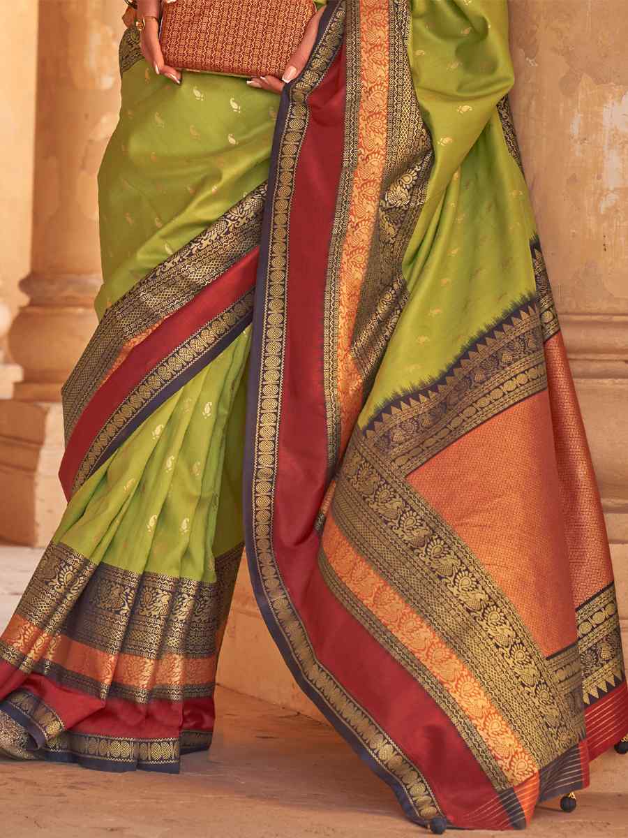 Mehendi Silk Handwoven Wedding Festival Heavy Border Saree