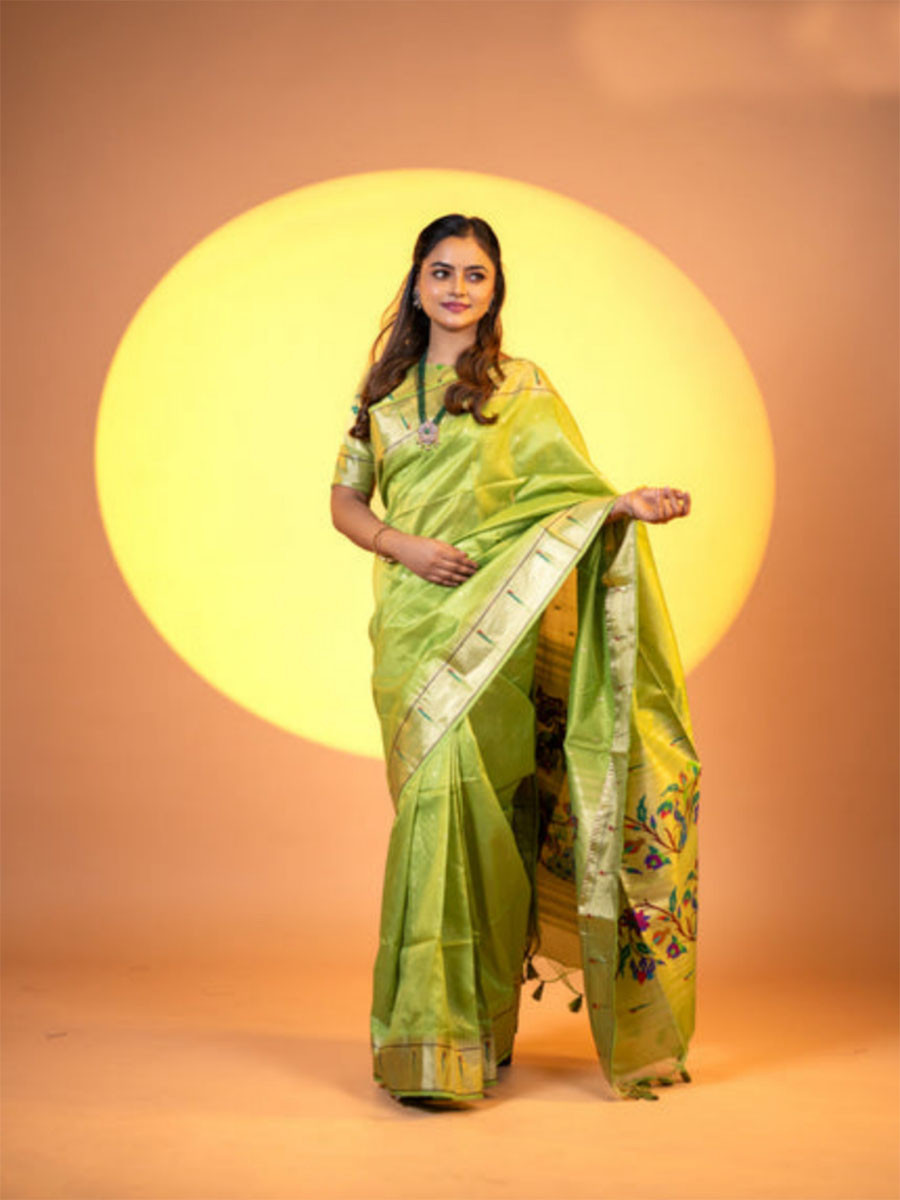 Mehndi Green Khadi Silk Handwoven Wedding Reception Party Festival Casual Heavy Border Sarees
