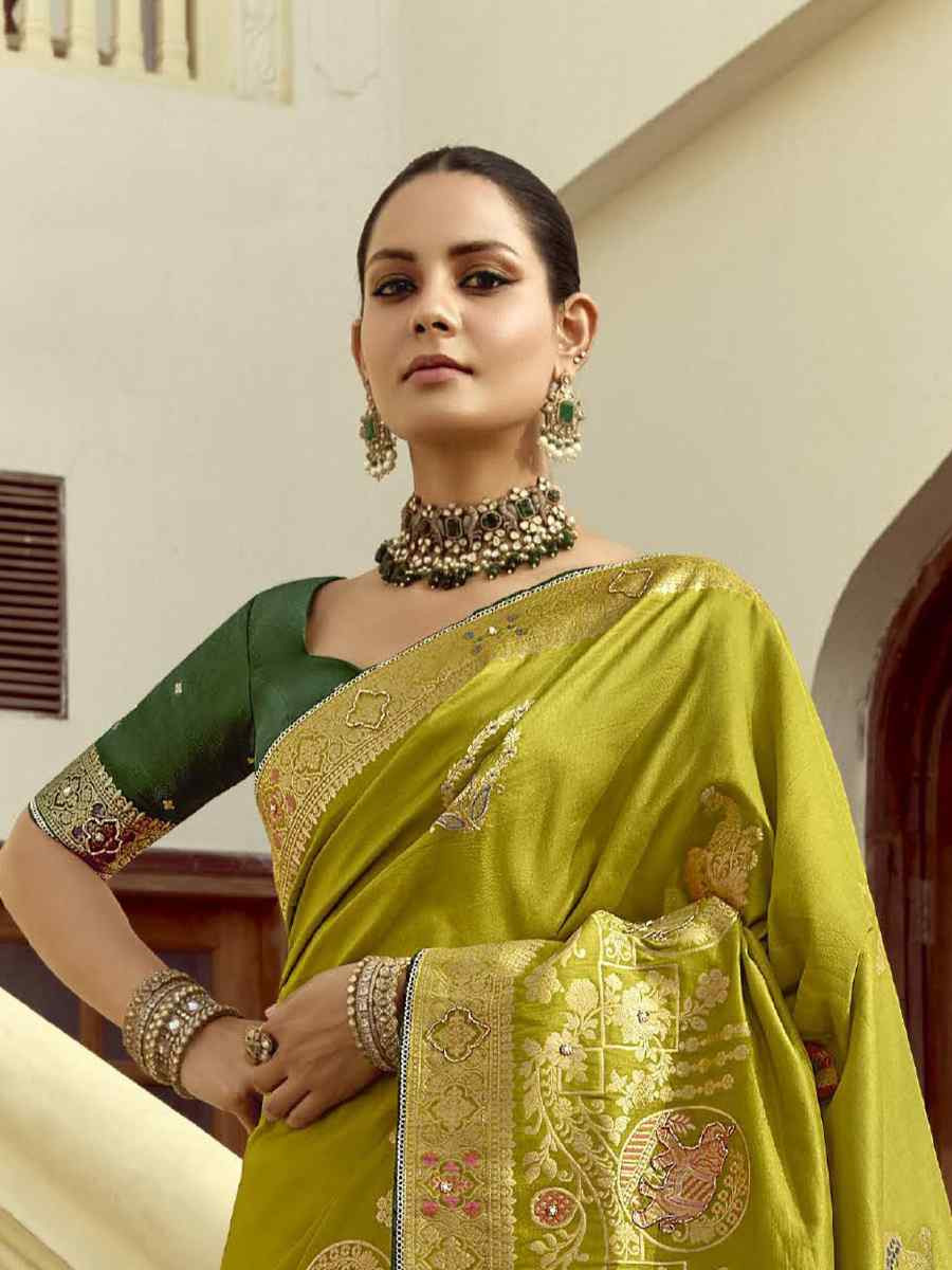 Mehndi Green Black Viscose Handwoven Festival Wedding Fancy Heavy Border Saree