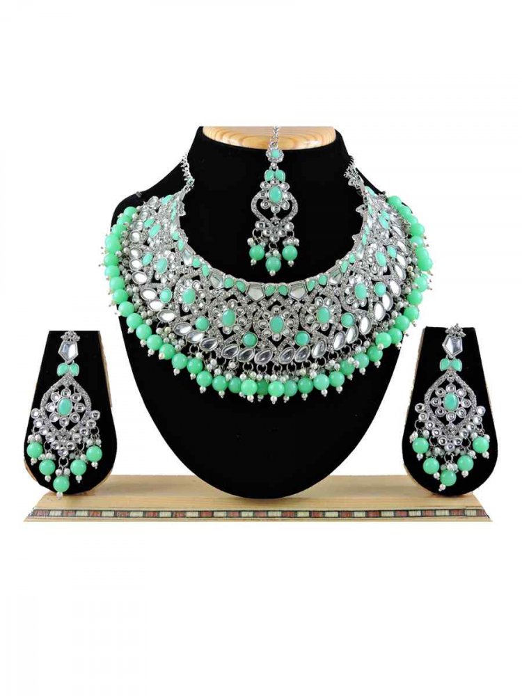 Mint Alloy Festival Wear Kundan Necklace