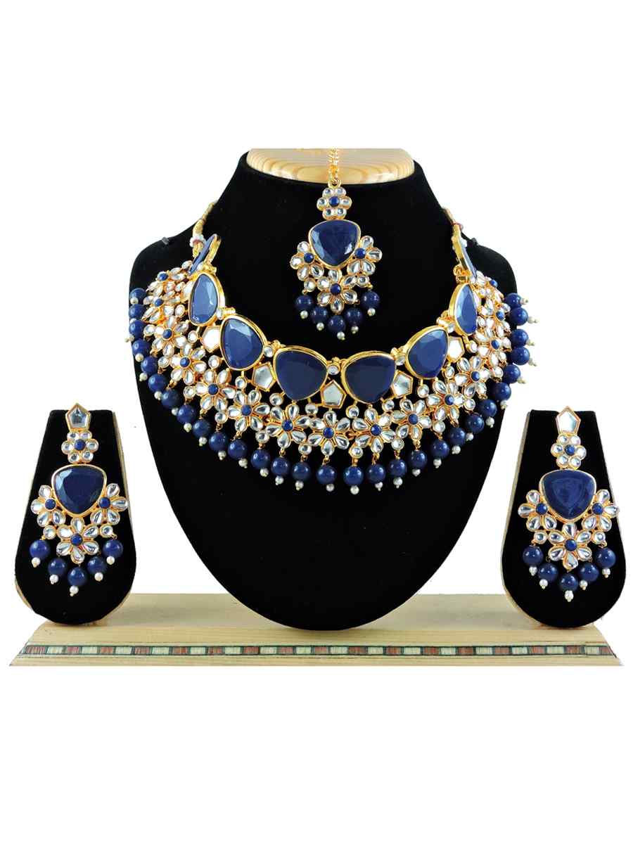 Montana Alloy Festival Wear Diamonds Necklace