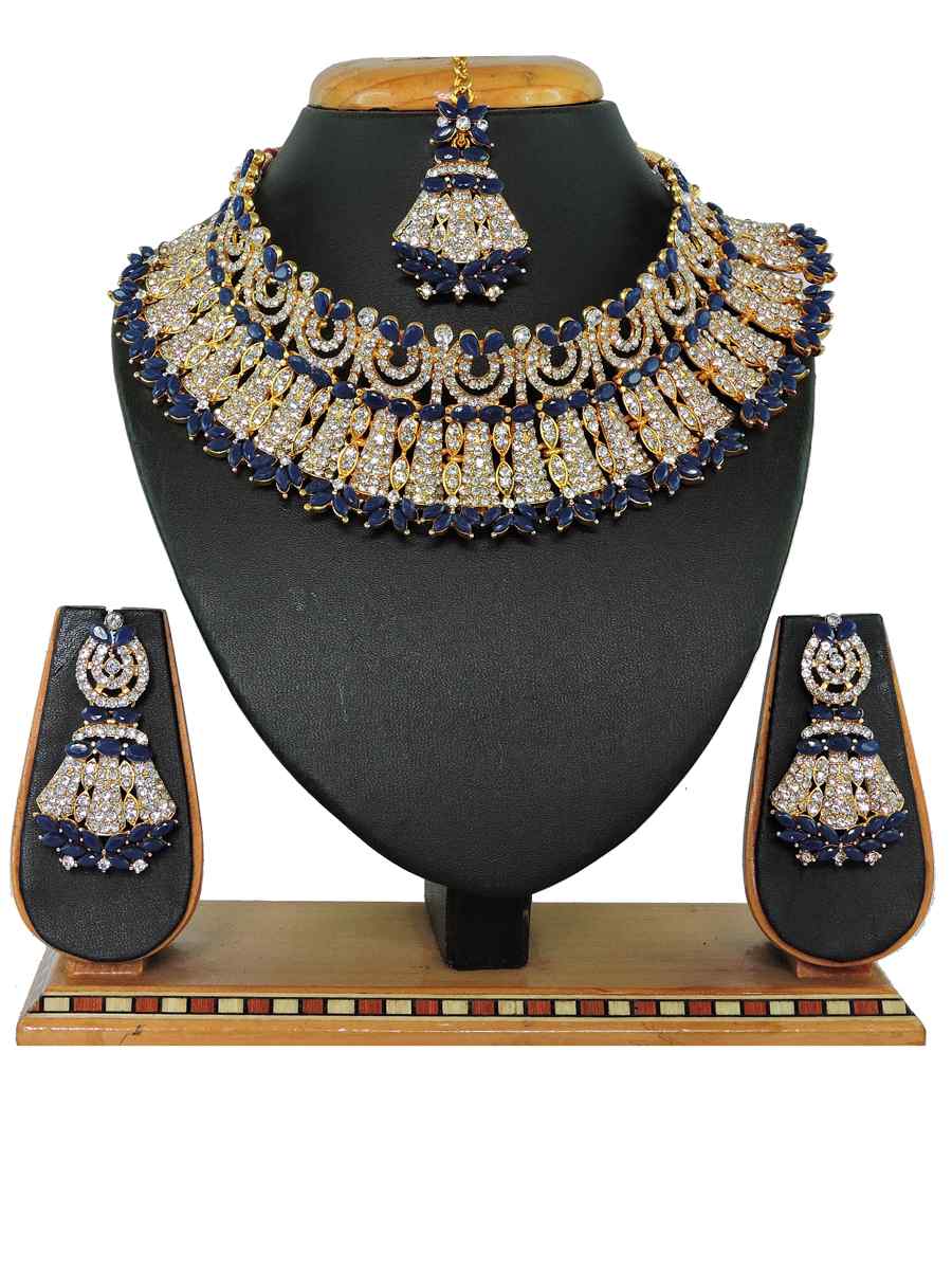 Montana Alloy Festival Wear Kundan Necklace