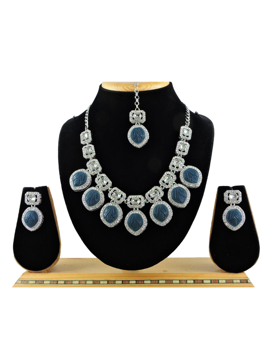 Montana Alloy Festival Wear Kundan Necklace
