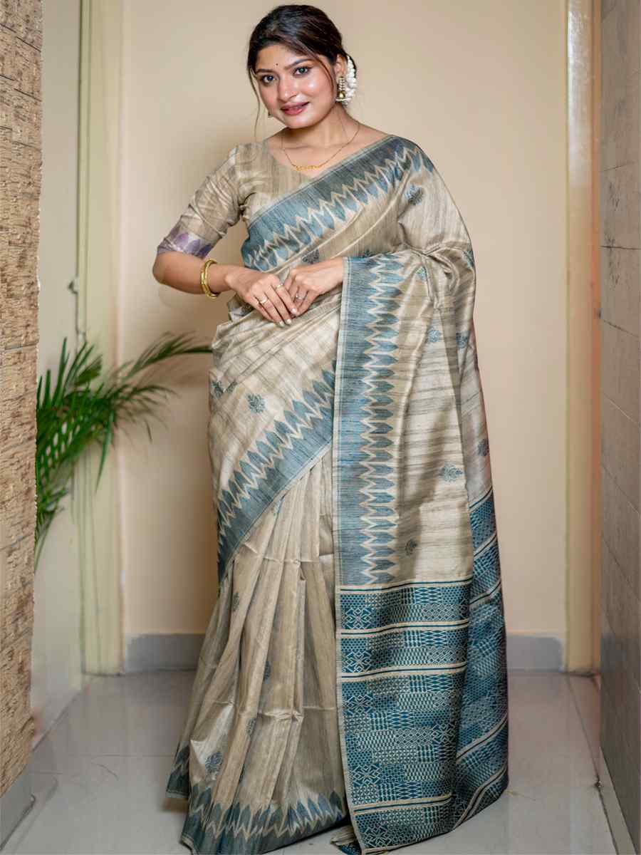 More Peach Tussar Silk Handwoven Casual Festival Classic Style Saree