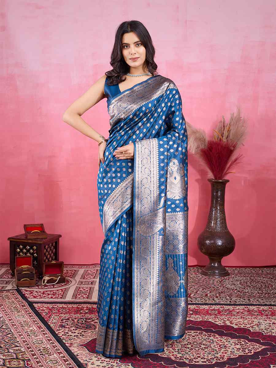 Morpich Kanjivaram Silk Handwoven Festival Wedding Fancy Heavy Border Saree