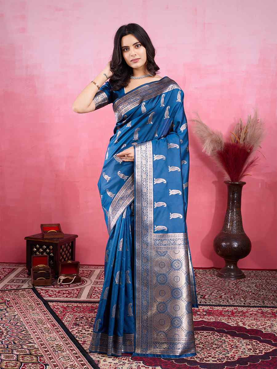 Morpich Kanjivaram Silk Handwoven Festival Wedding Fancy Heavy Border Saree