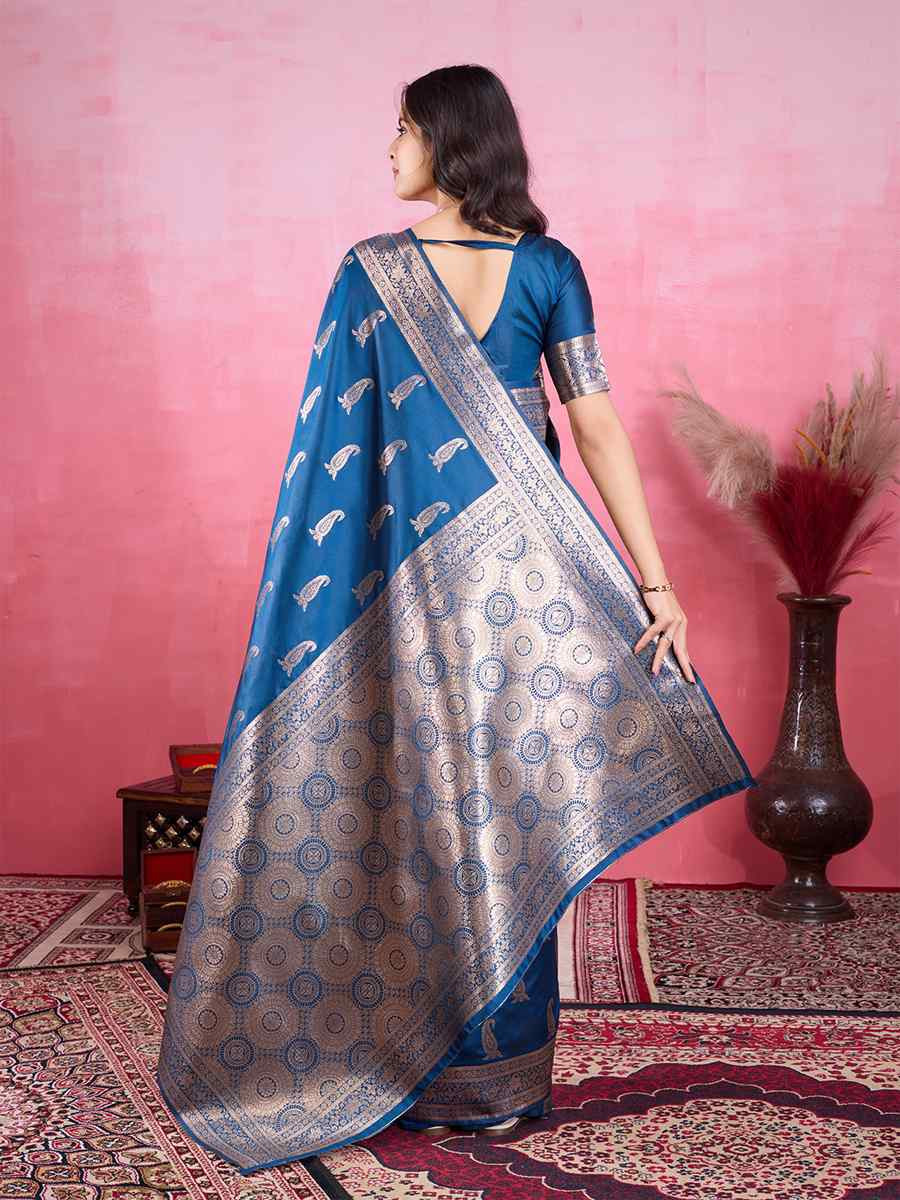 Morpich Kanjivaram Silk Handwoven Festival Wedding Fancy Heavy Border Saree