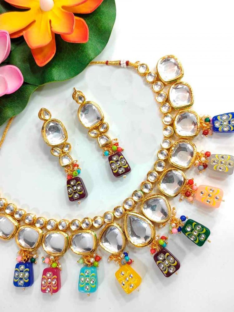Multi Alloy Festival Wear Kundan Necklace