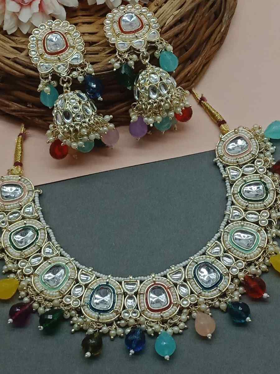 Multi Alloy Metal Festival Wear Kundan Necklace