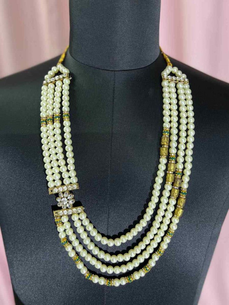 Multi Alloy Moti Wedding Wear Pearls Necklace