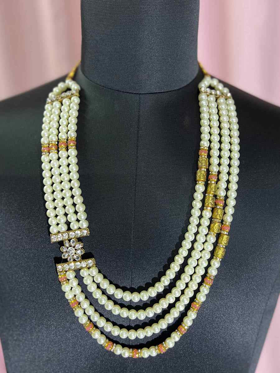 Multi Alloy Moti Wedding Wear Pearls Necklace