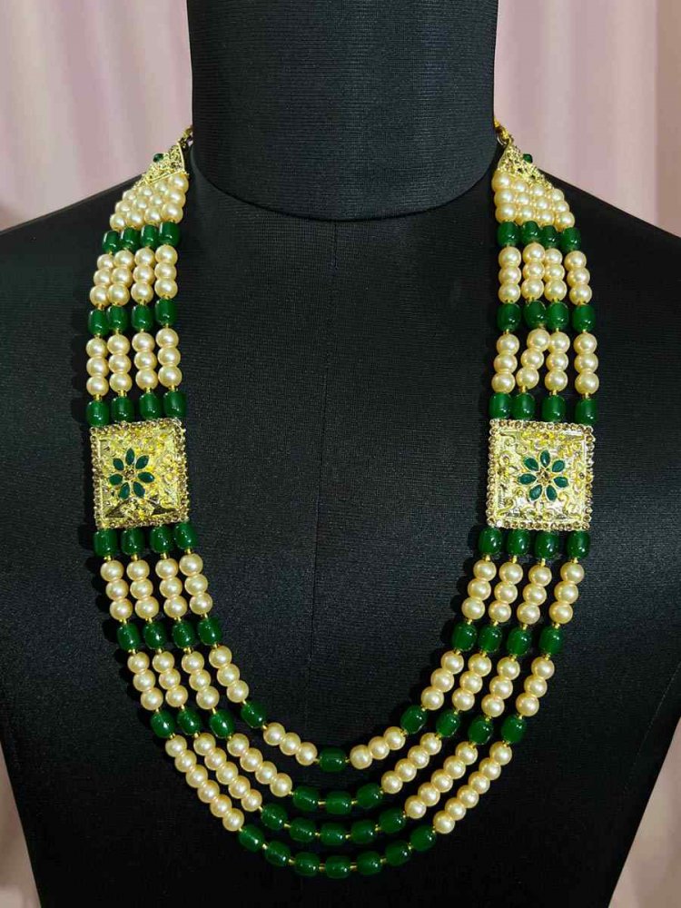 Multi Alloy Moti Wedding Wear Pearls Necklace