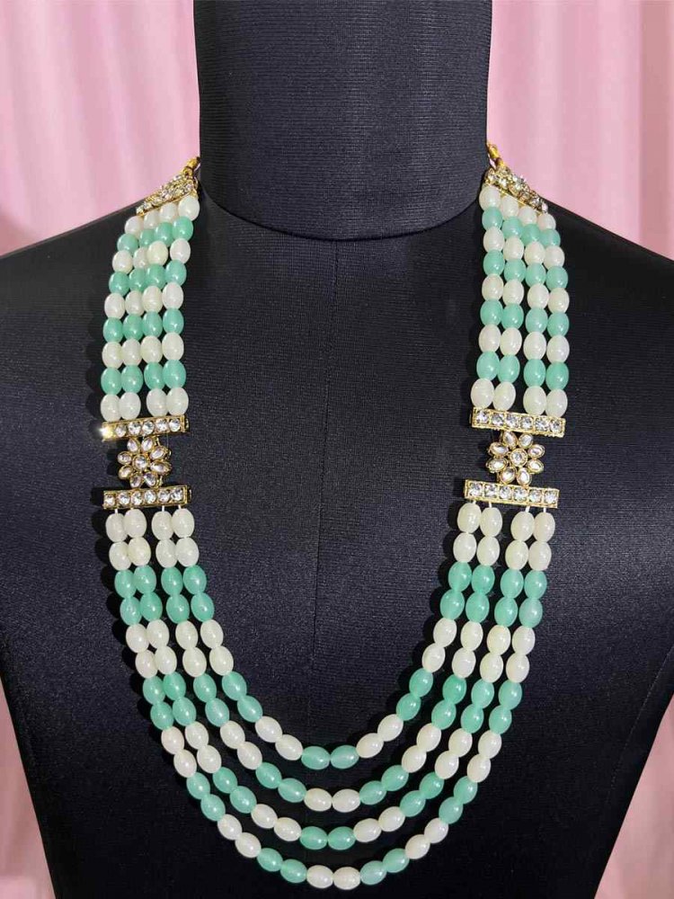 Multi Alloy Moti Wedding Wear Pearls Necklace